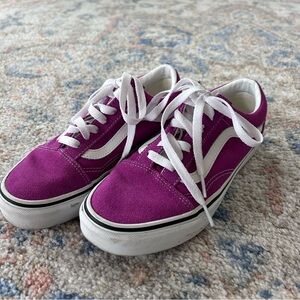 (SOLD) Vans Women’s Old Skool Purple White Lace Low Top Athletic